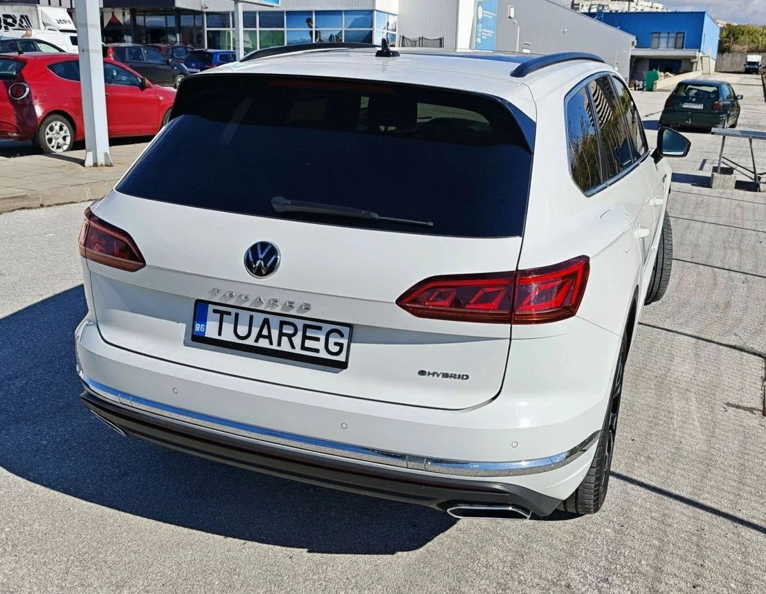 VW Touareg Elegance 3, 0 l V6 eHybrid OPF 4MOTION - изображение 8