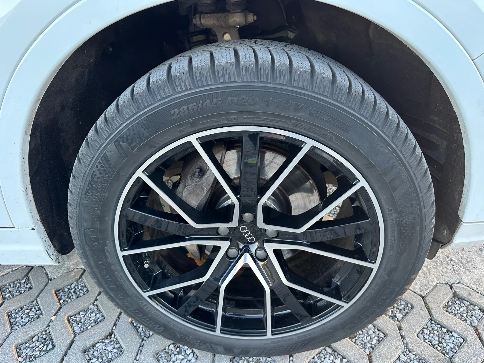 Audi Q7, снимка 17 - Автомобили и джипове - 53786359