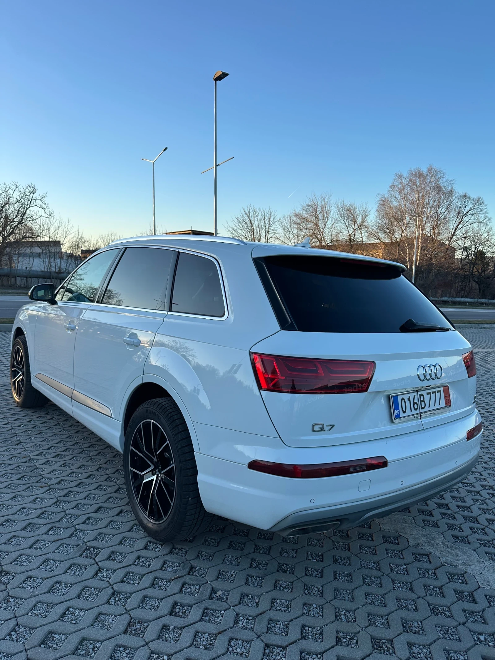 Audi Q7  - изображение 7