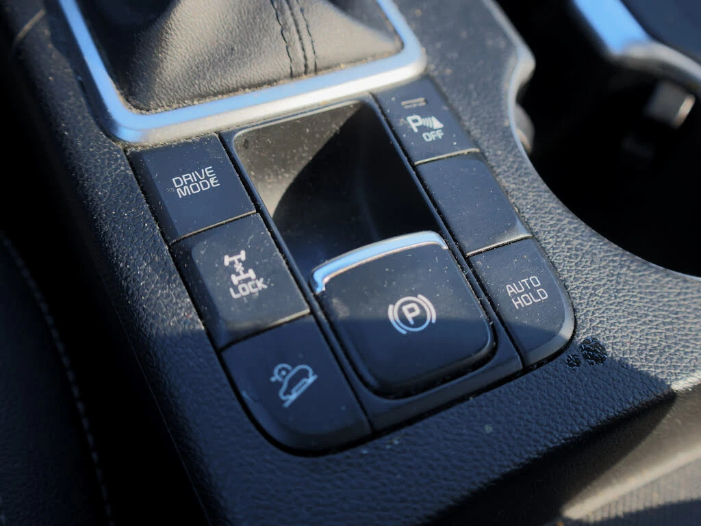 Kia Sportage AWD* �������* CAM* CARPLAY* PANO* M.�����*  | Mobile.bg � ����������� 16