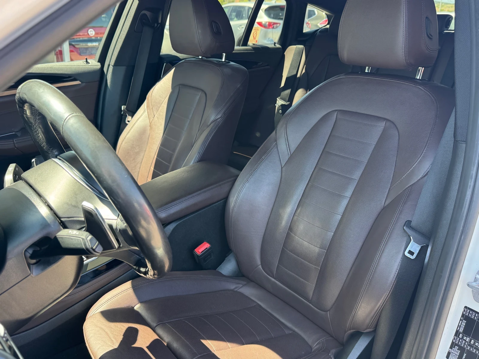 BMW X4 M40D/HUD/360/Panorama, снимка 6 - Автомобили и джипове - 54319954