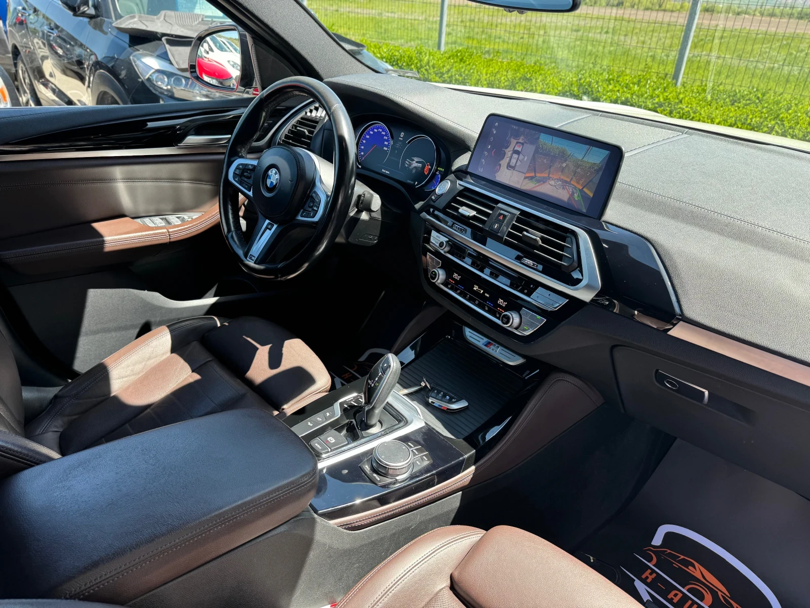 BMW X4 M40D/HUD/360/Panorama, снимка 8 - Автомобили и джипове - 54319954