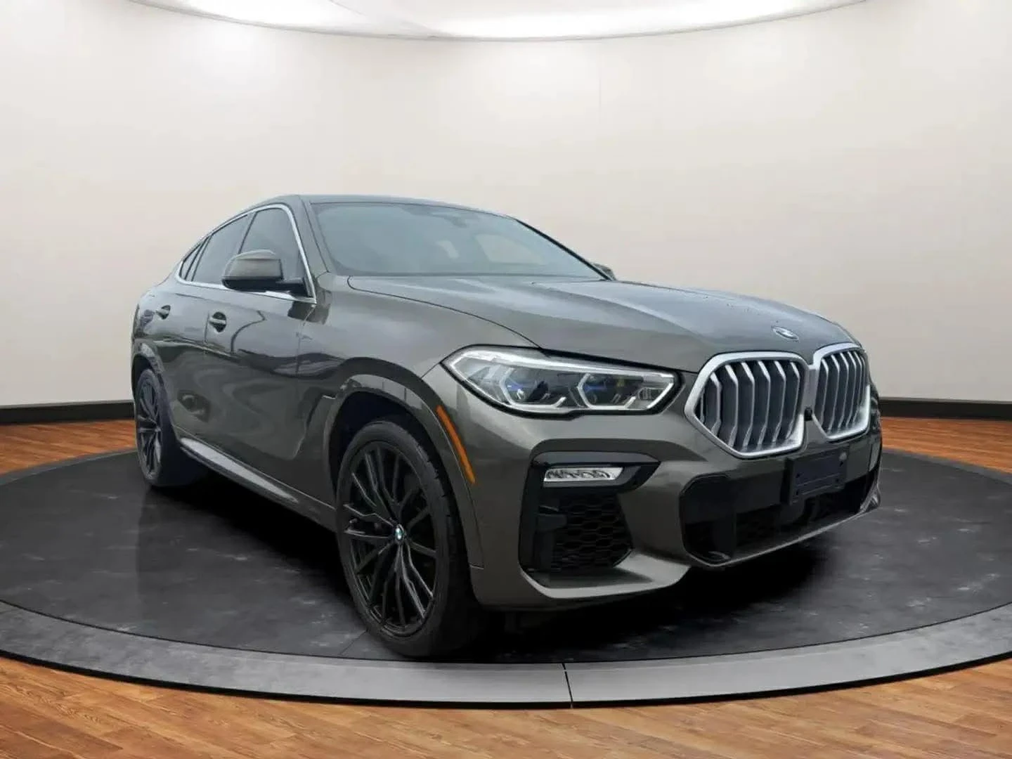 BMW X6 xDrive40i MSport, снимка 2 - Автомобили и джипове - 54542464