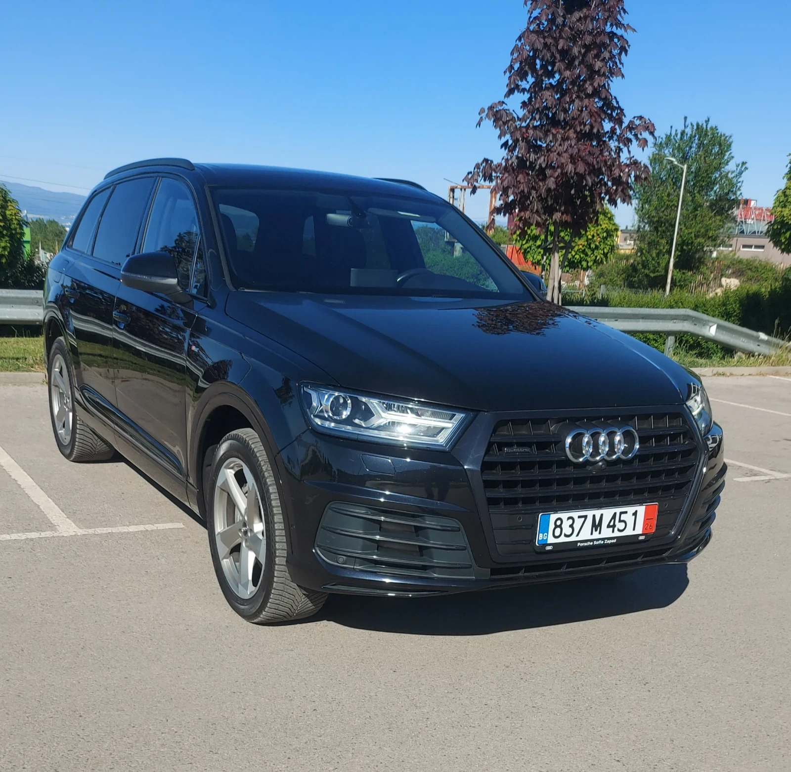 Audi Q7 TFSI, снимка 2 - Автомобили и джипове - 54687973