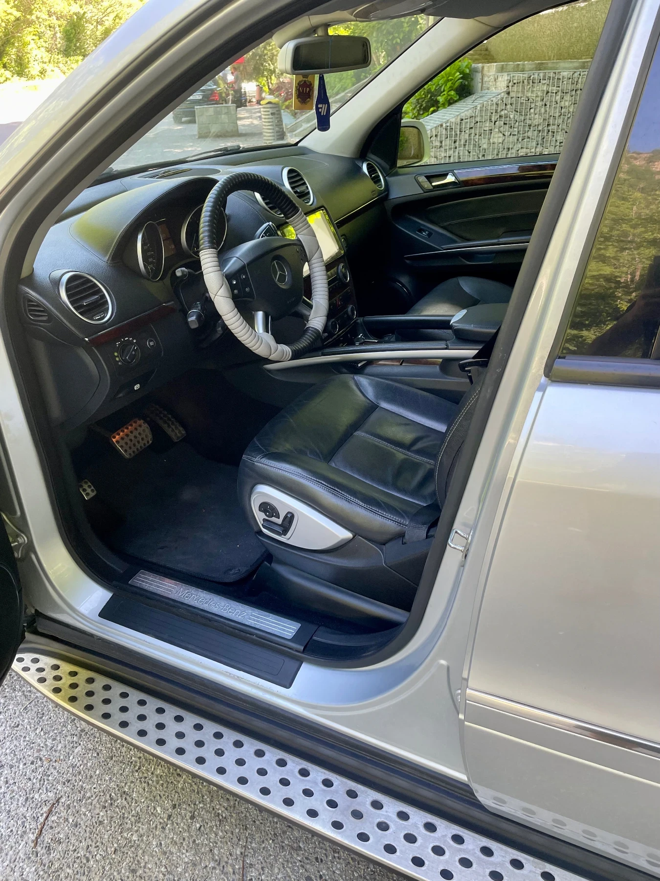 Mercedes-Benz GL, снимка 7 - Автомобили и джипове - 54721397
