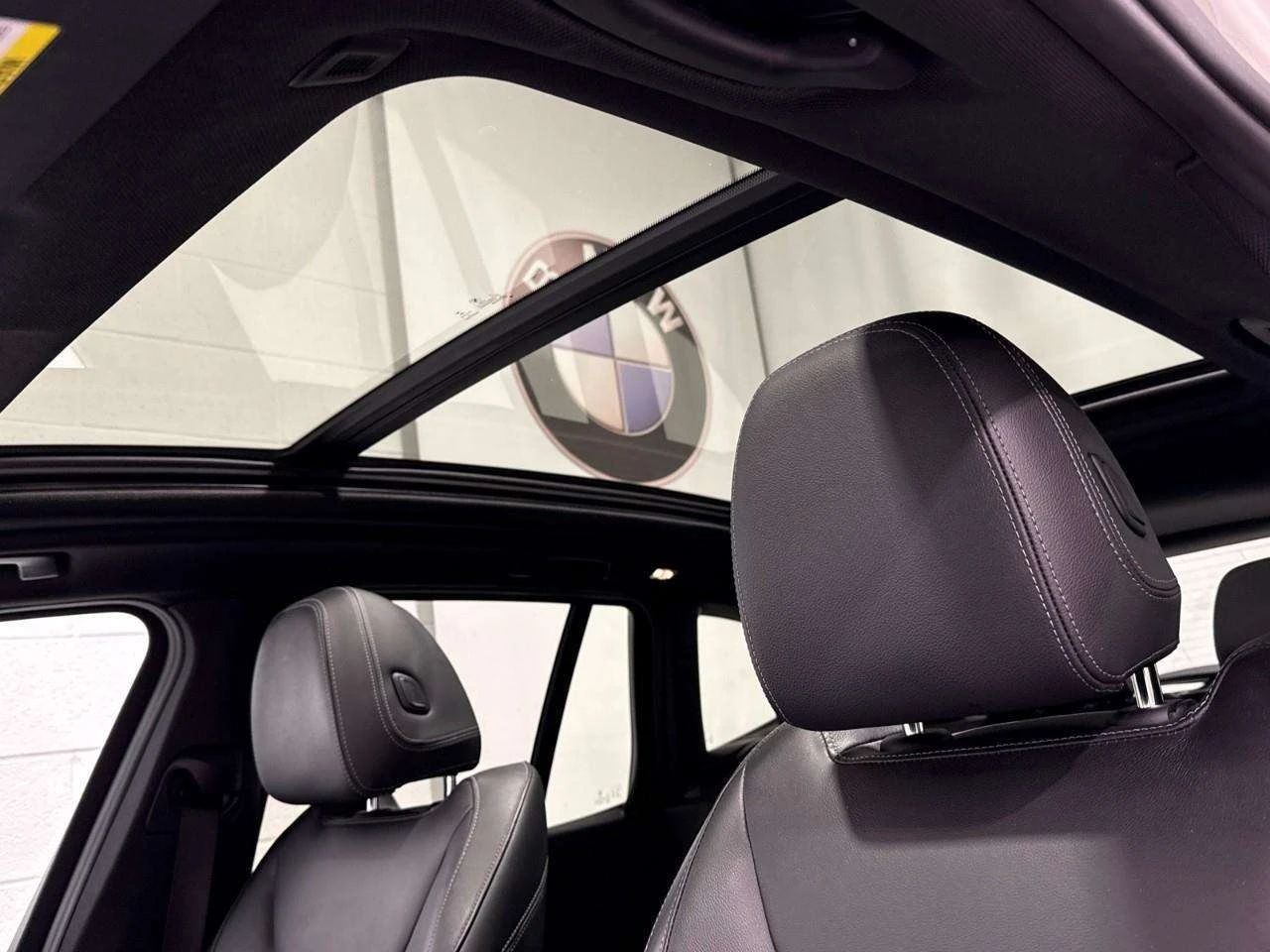 BMW X3 Alpine White / Black VernascaHeated sports front s, снимка 8 - Автомобили и джипове - 54930782