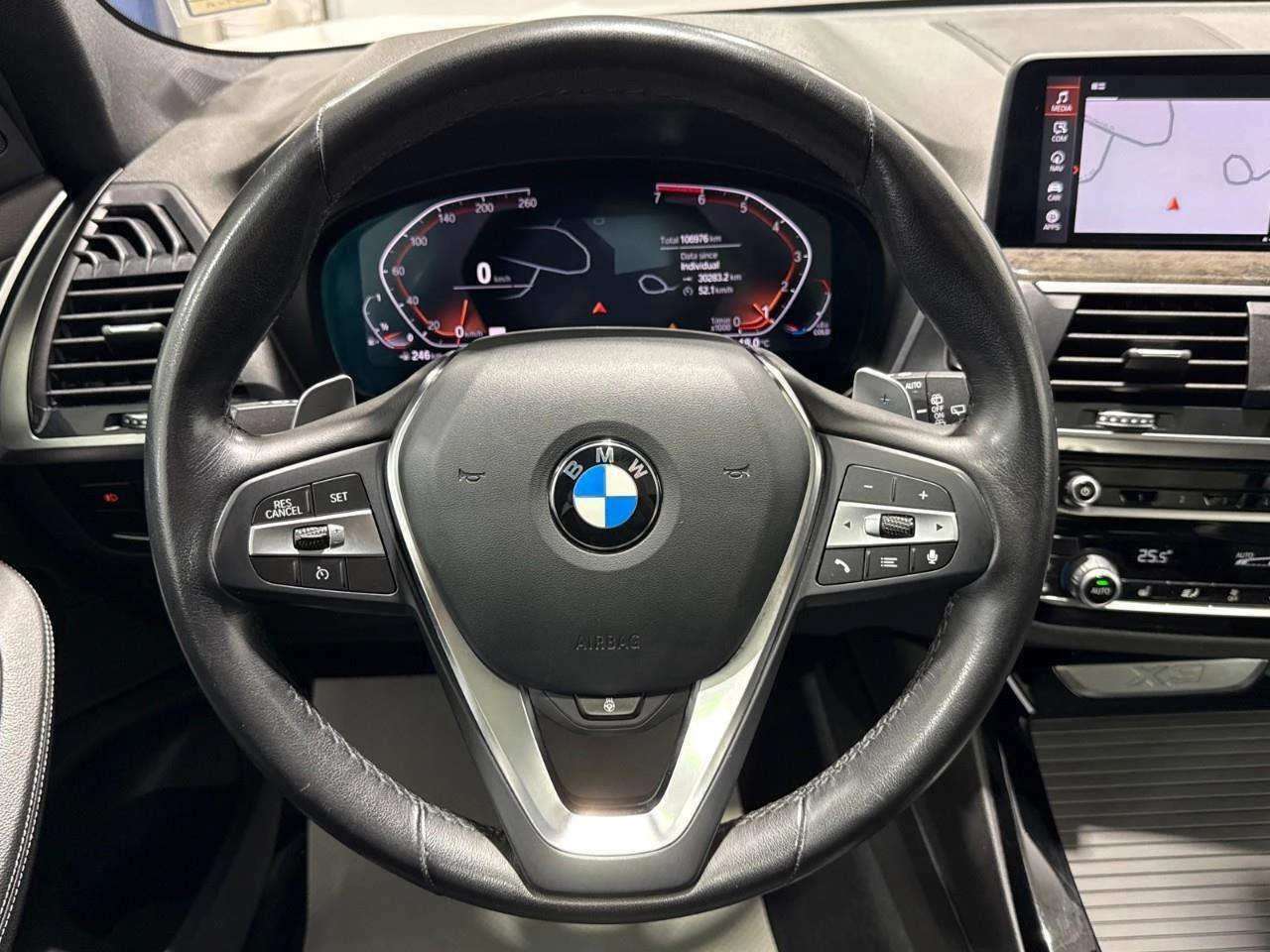 BMW X3 Alpine White / Black VernascaHeated sports front s, снимка 13 - Автомобили и джипове - 54930782