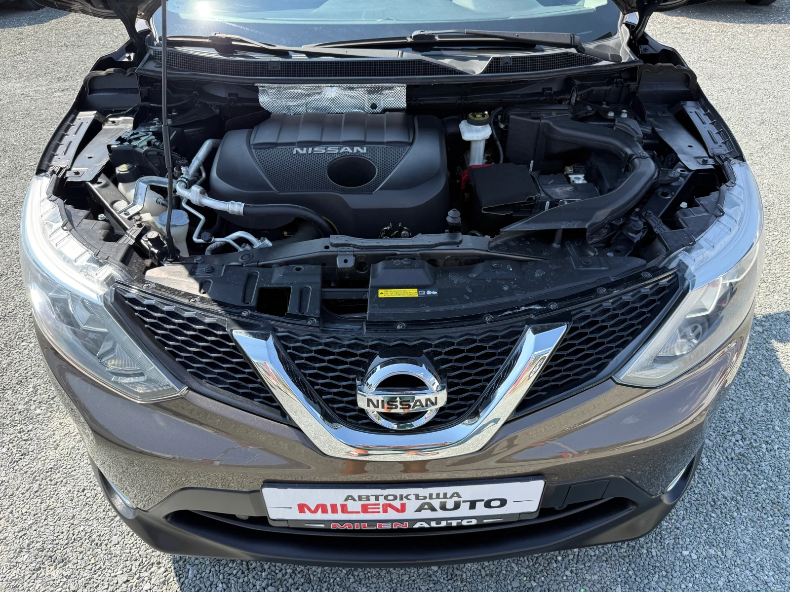 Nissan Qashqai (KATO НОВА), снимка 17 - Автомобили и джипове - 55501983
