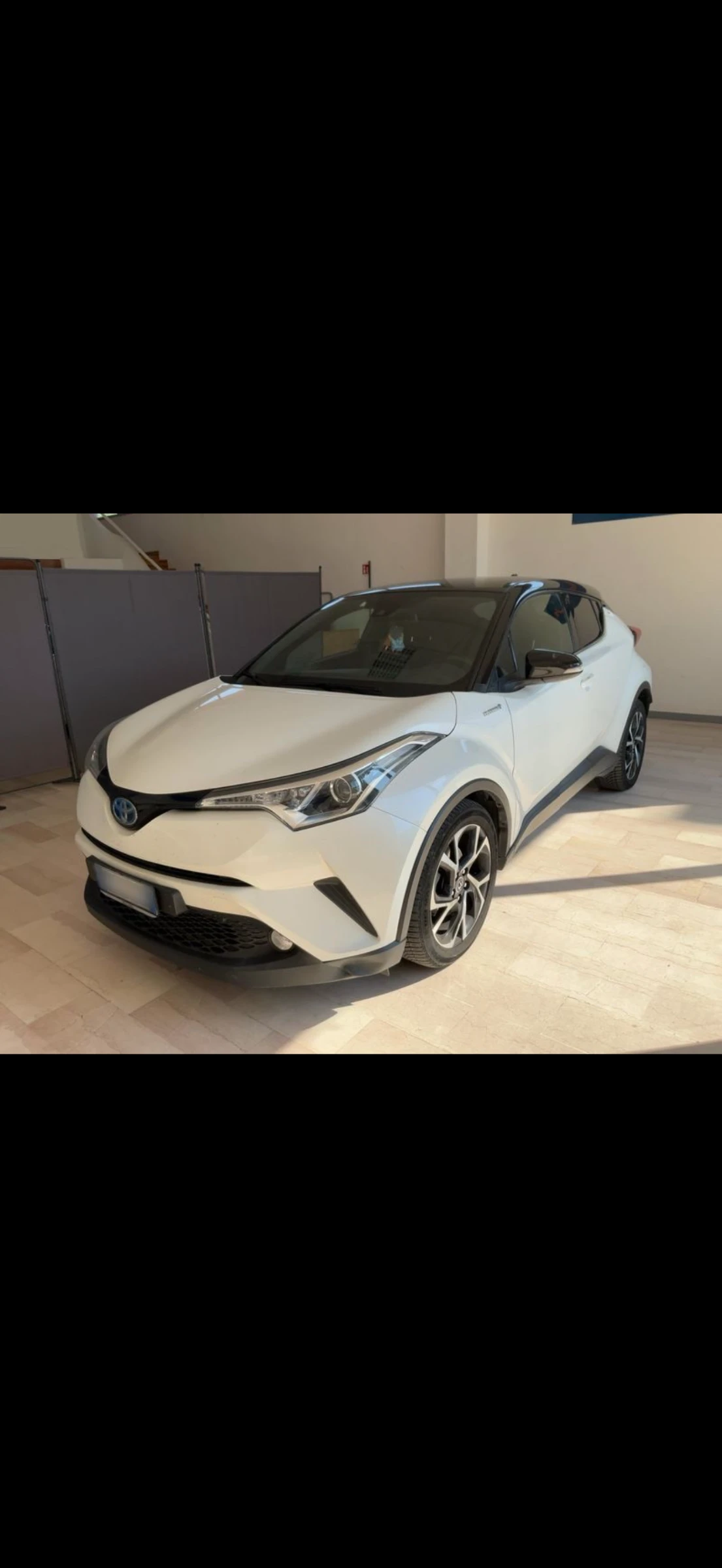 Toyota C-HR -1.8HYBRID-FULL PACK