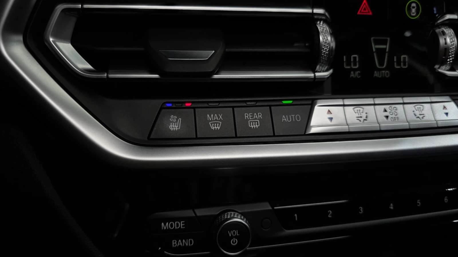 BMW X3 xDrive20i | 360  | Adaptive Cruise | Ventilated Se | Mobile.bg � ����������� 17