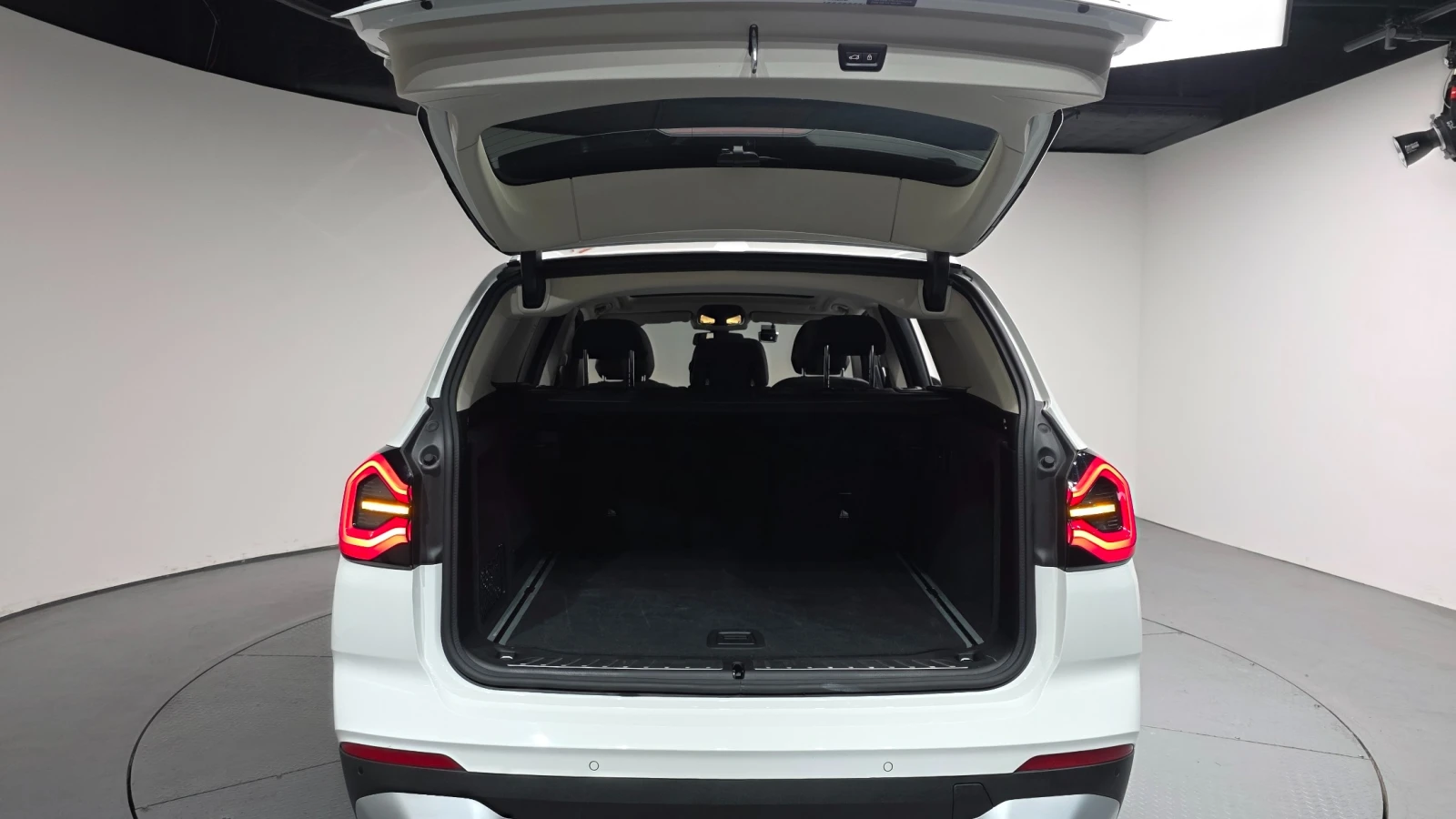 BMW X3 xDrive20i | 360  | Adaptive Cruise | Ventilated Se | Mobile.bg � ����������� 15