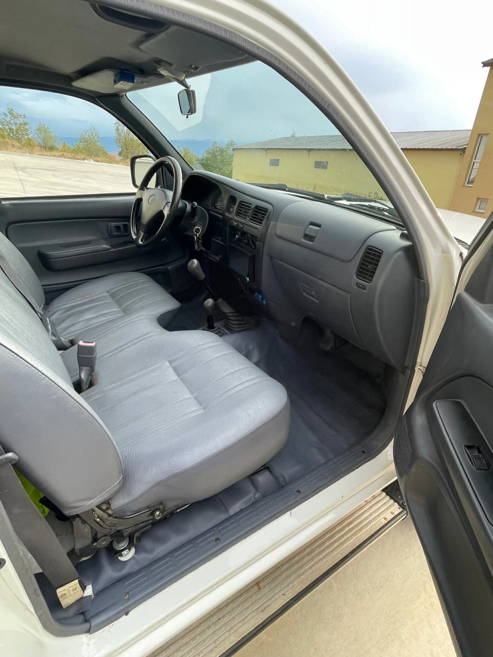 Toyota Hilux 2.5 D/118000 ��/ ���� ����/��������� �� ���/���!!! | Mobile.bg � ����������� 16