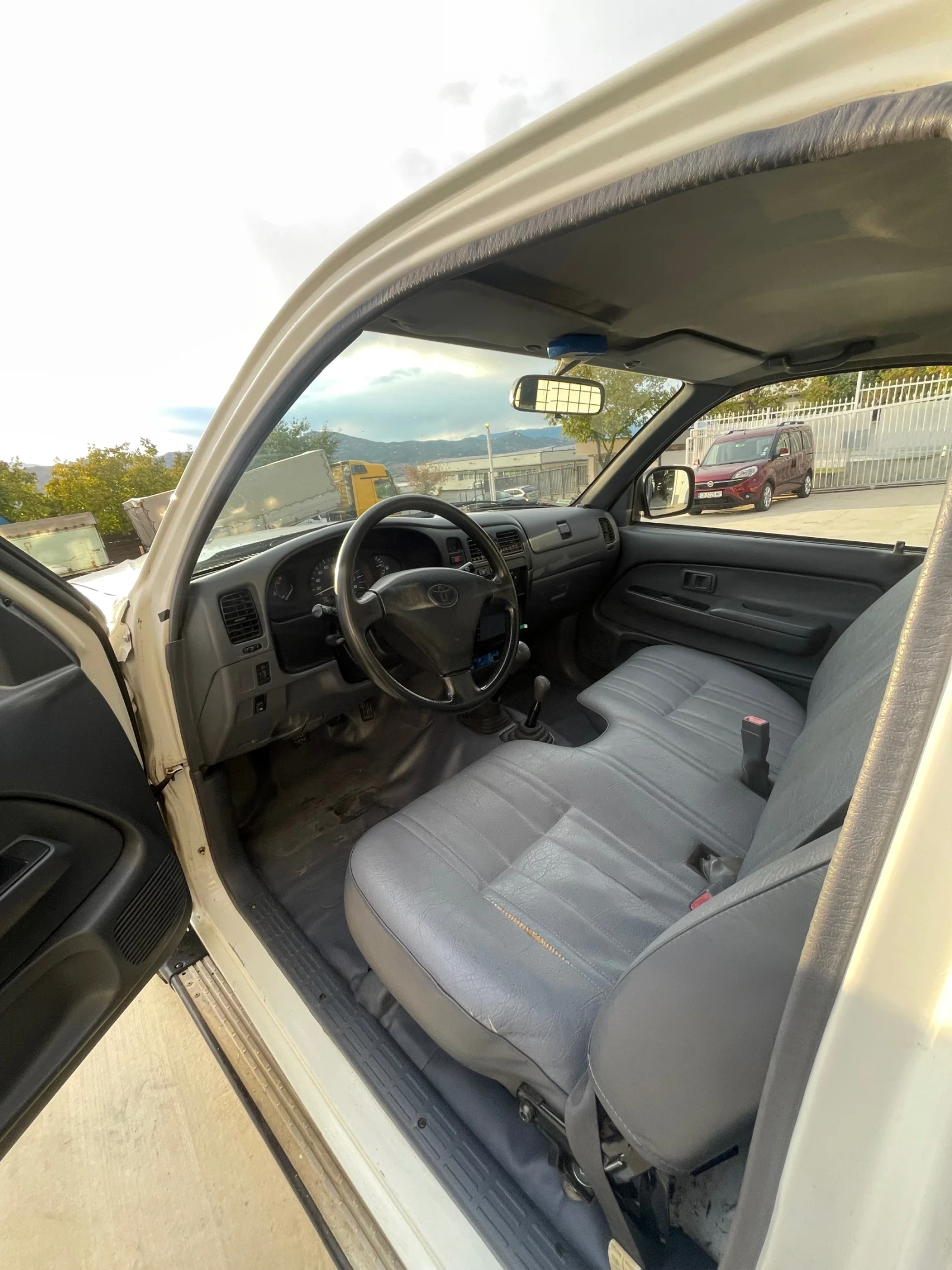 Toyota Hilux 2.5 D/118000 ��/ ���� ����/��������� �� ���/���!!! | Mobile.bg � ����������� 8