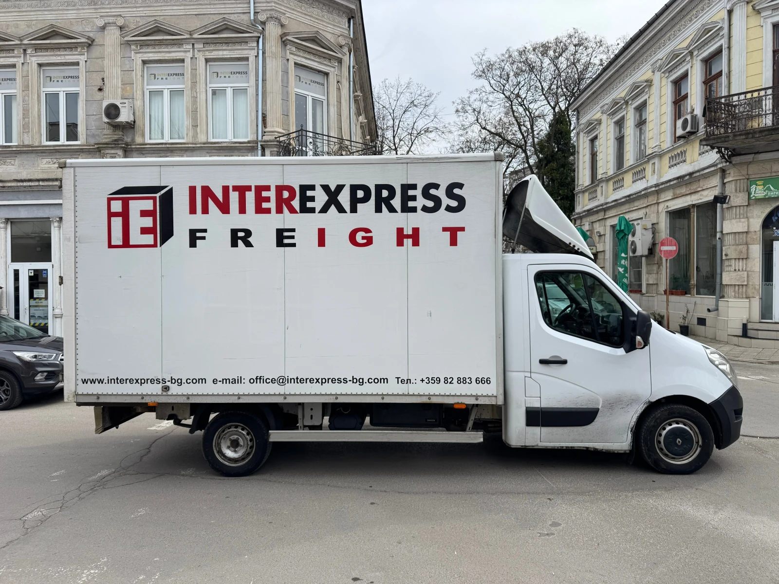Renault Master дрехарка