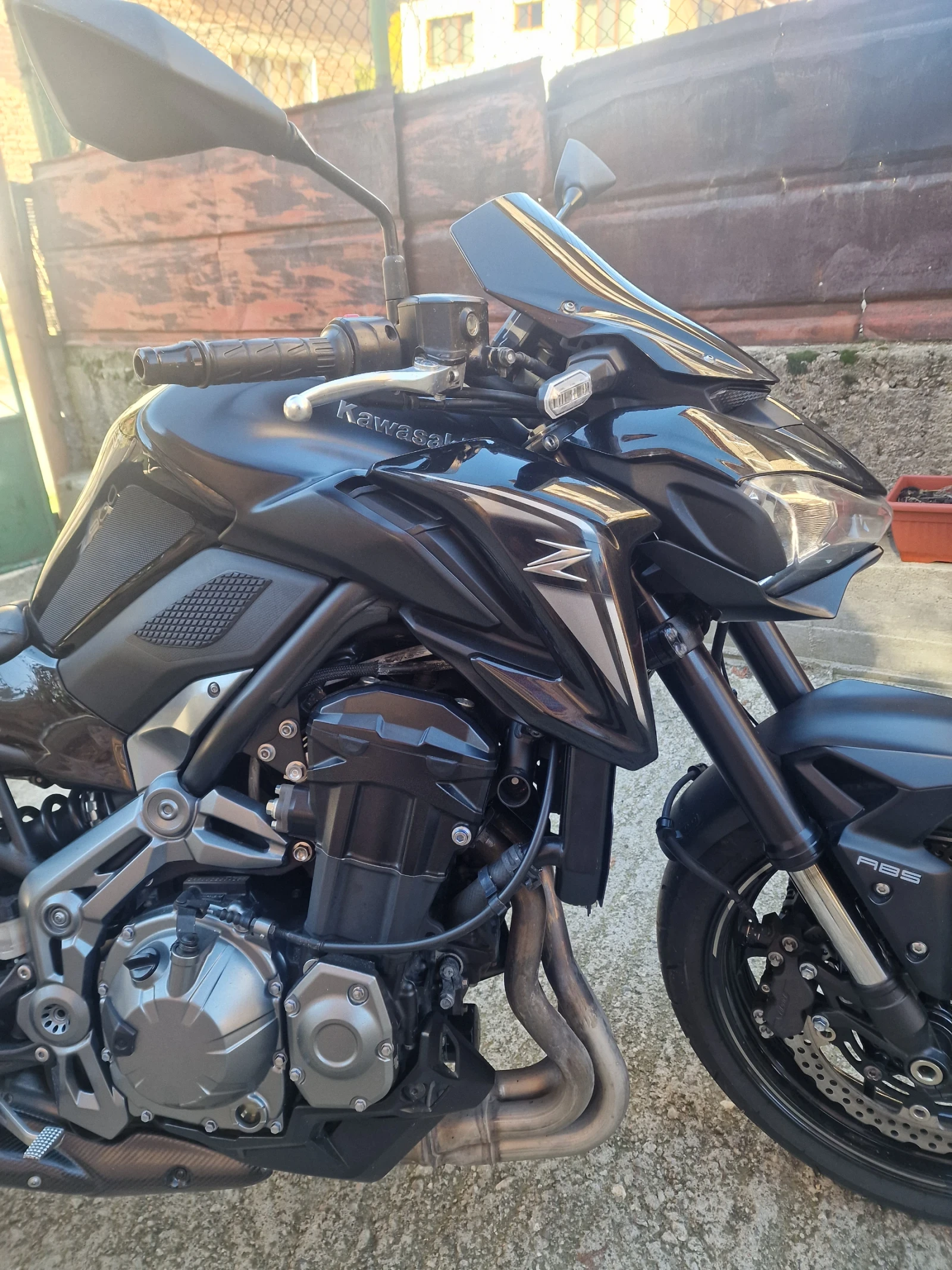 Kawasaki Z, снимка 11 - Мотоциклети и мототехника - 56680532