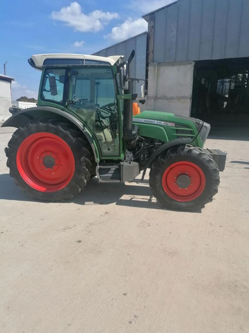 Трактор Fendt 210 Vario, снимка 12 - Селскостопанска техника - 33530307