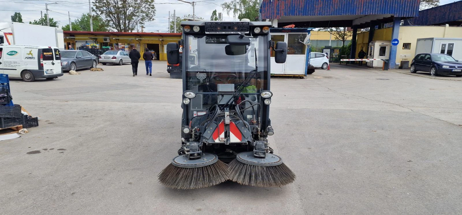Други специализирани машини Друга Hako Citymaster 1600, снимка 4 - Индустриална техника - 54628976