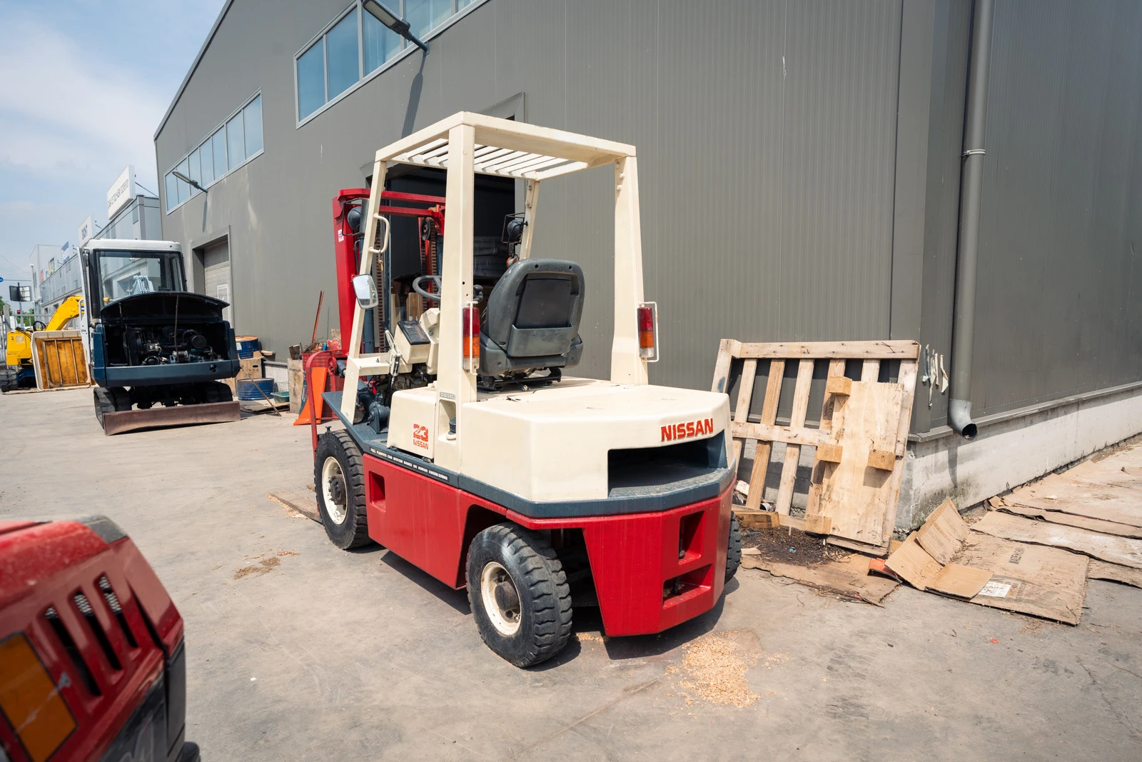  Nissan SD25 | Mobile.bg   2