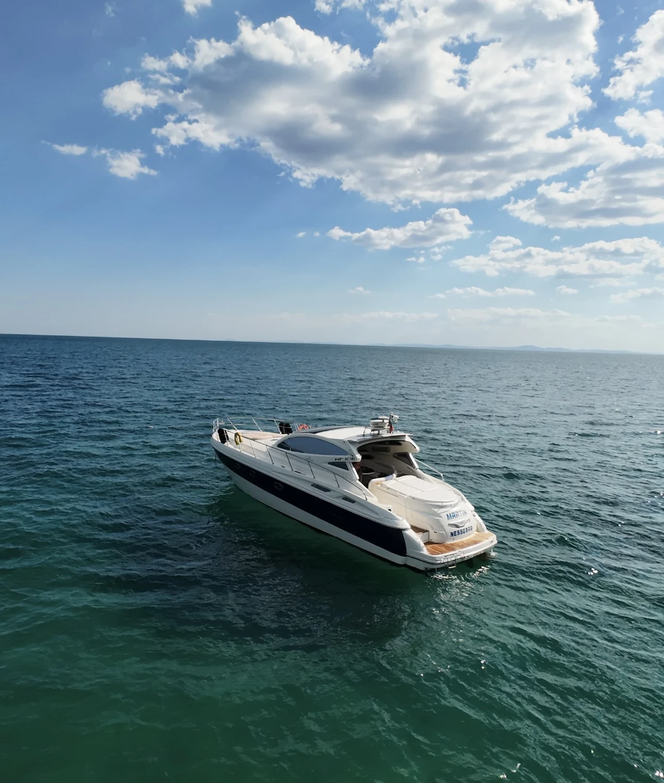 Моторна яхта Cranchi 50 Mediteranee HT - изображение 4