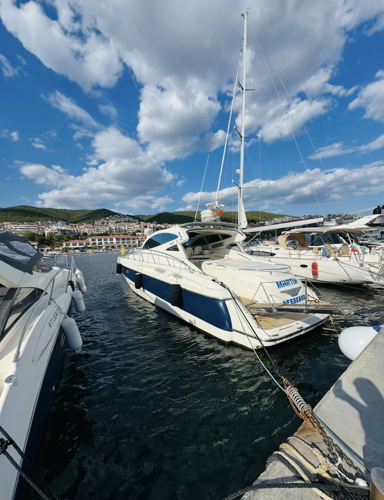 Моторна яхта Cranchi 50 Mediteranee HT - изображение 6