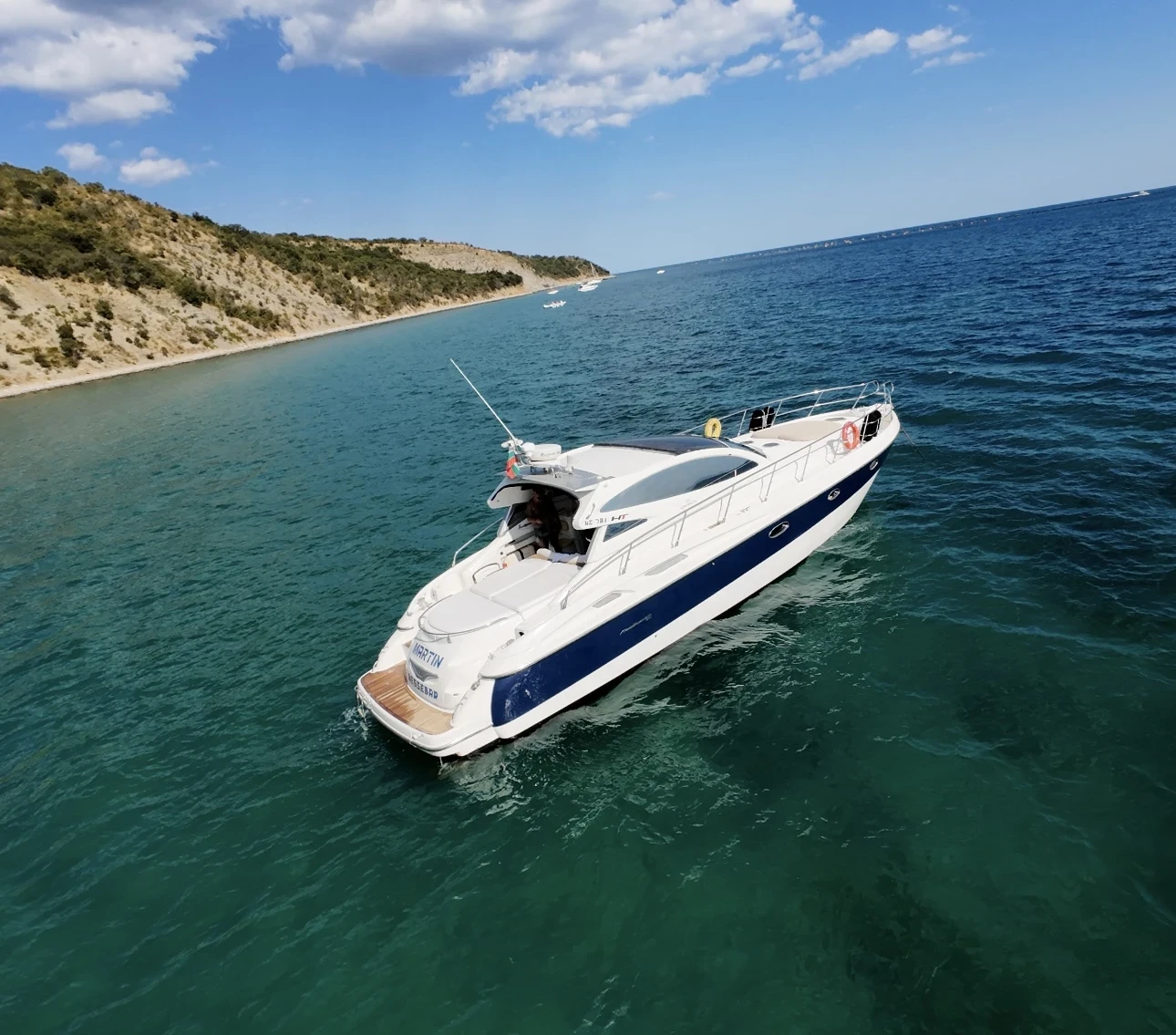 Моторна яхта Cranchi 50 Mediteranee HT - изображение 5