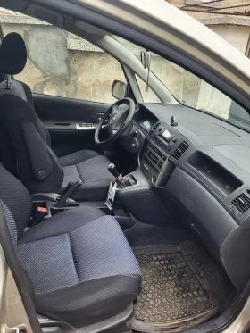 Toyota Corolla verso, снимка 7