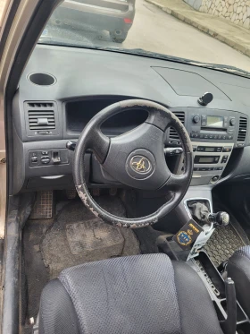 Toyota Corolla verso, снимка 8