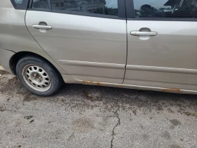 Toyota Corolla verso, снимка 5