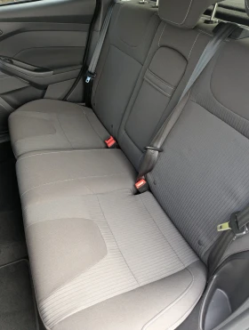 Ford Focus 1.6 / 93000 км., снимка 11