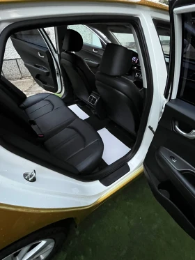 Kia K5 | Mobile.bg    10