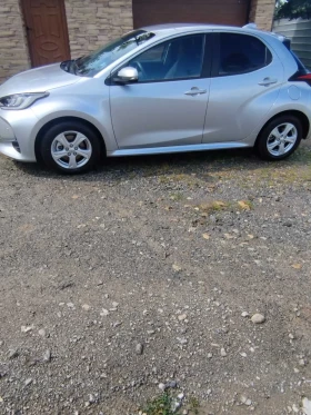 Toyota Yaris 1.5 - 25000 € / 48895.75 лв. - 91749721 3