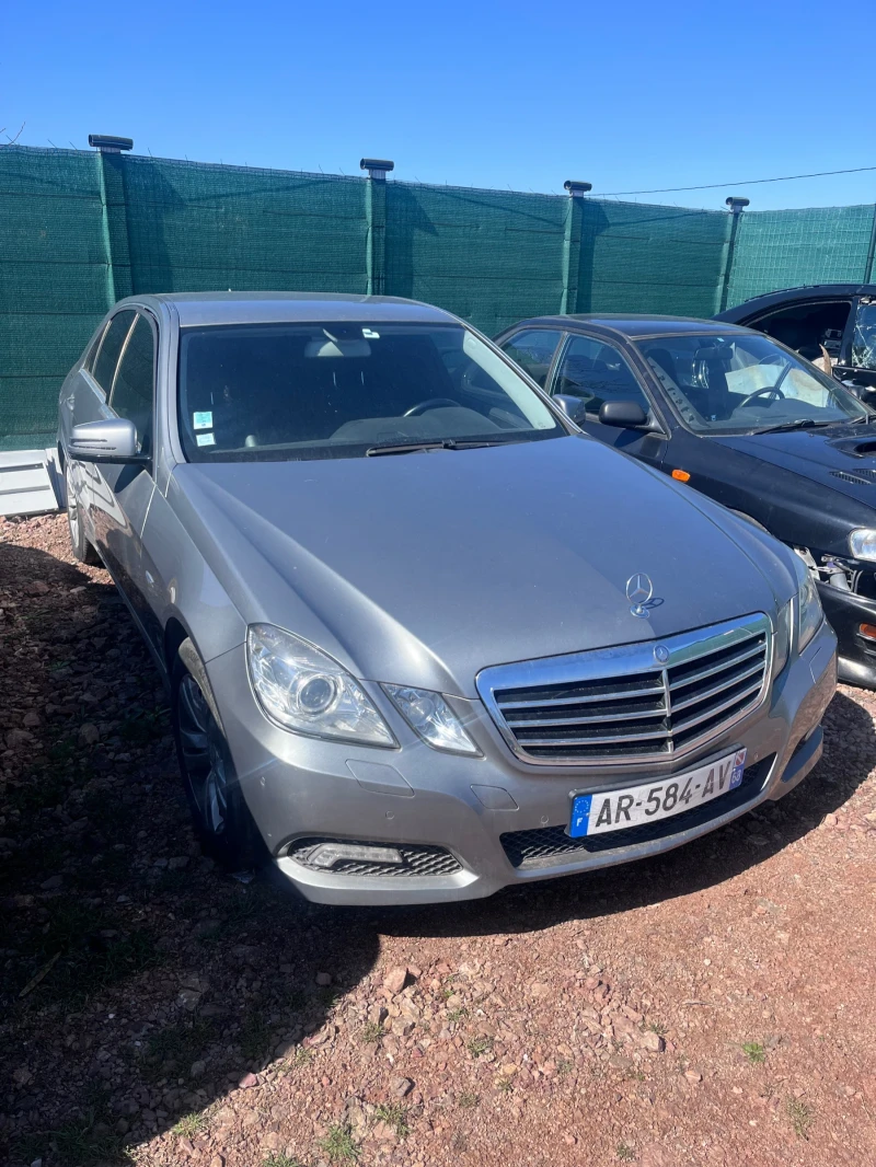 Mercedes-Benz E 220 2 бр 2010/2013г, снимка 2 - Автомобили и джипове - 49629040