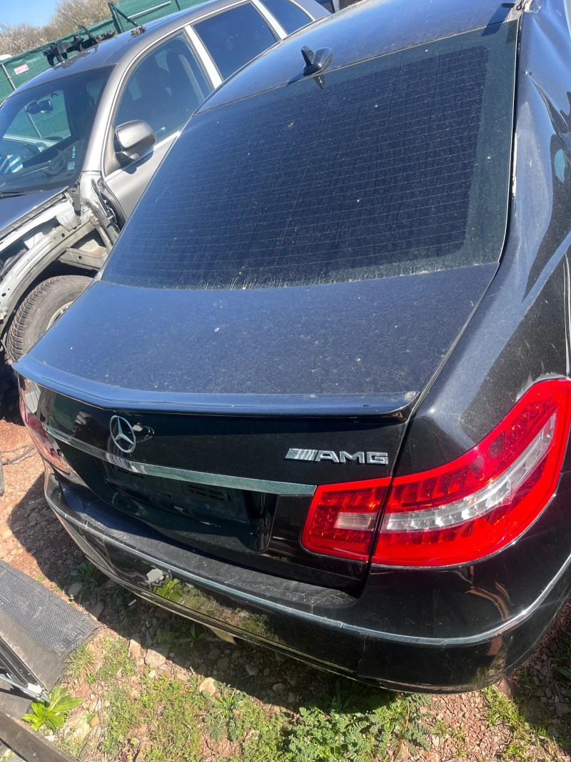 Mercedes-Benz E 220 2 бр 2010/2013г, снимка 13 - Автомобили и джипове - 49629040