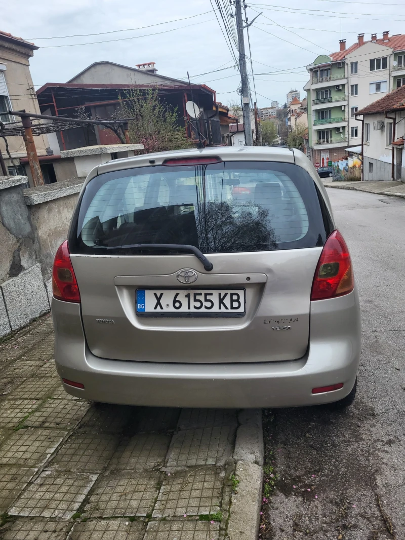 Toyota Corolla verso, снимка 6 - Автомобили и джипове - 52545246