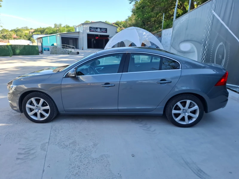Volvo S60 2.0 D2 Momentum, снимка 8 - Автомобили и джипове - 50552158