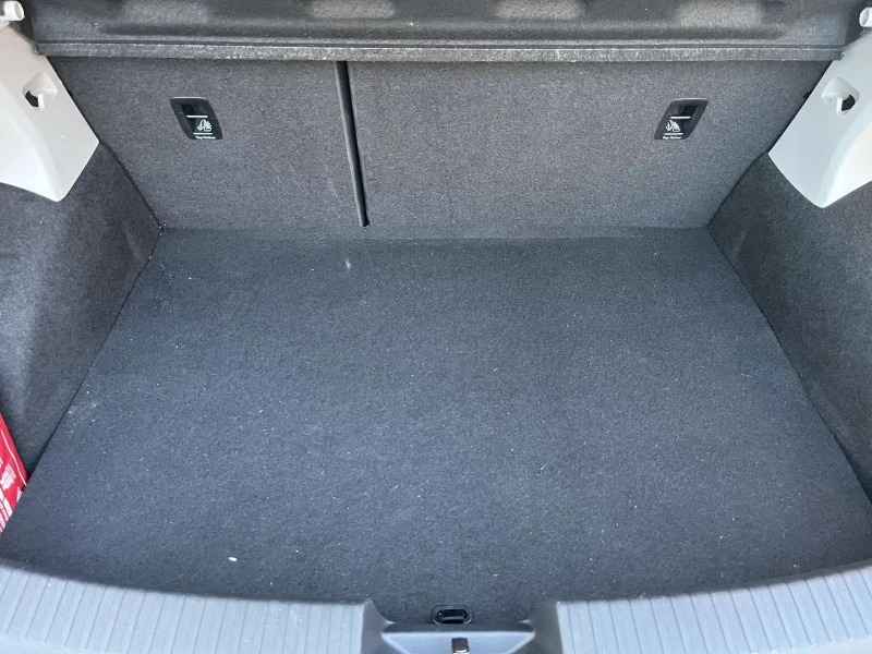 Seat Leon 1.4 TGI Метан, снимка 15 - Автомобили и джипове - 52461680