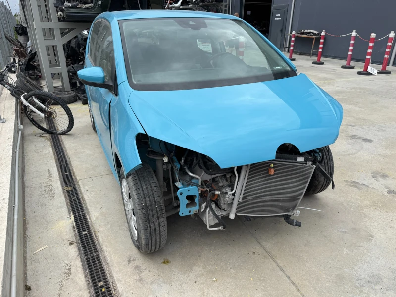 VW Up 36.8 kw-H, снимка 2 - Автомобили и джипове - 51493410
