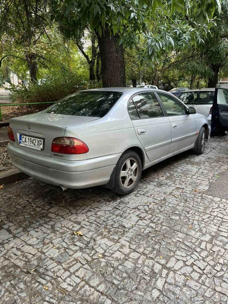 Toyota Avensis  1.6 VVT-I, снимка 2 - Автомобили и джипове - 52831739