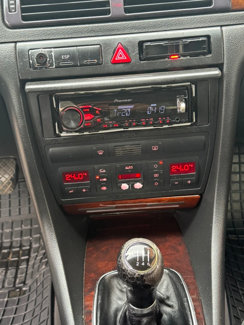 Audi A6 2.5, снимка 15 - Автомобили и джипове - 51878799