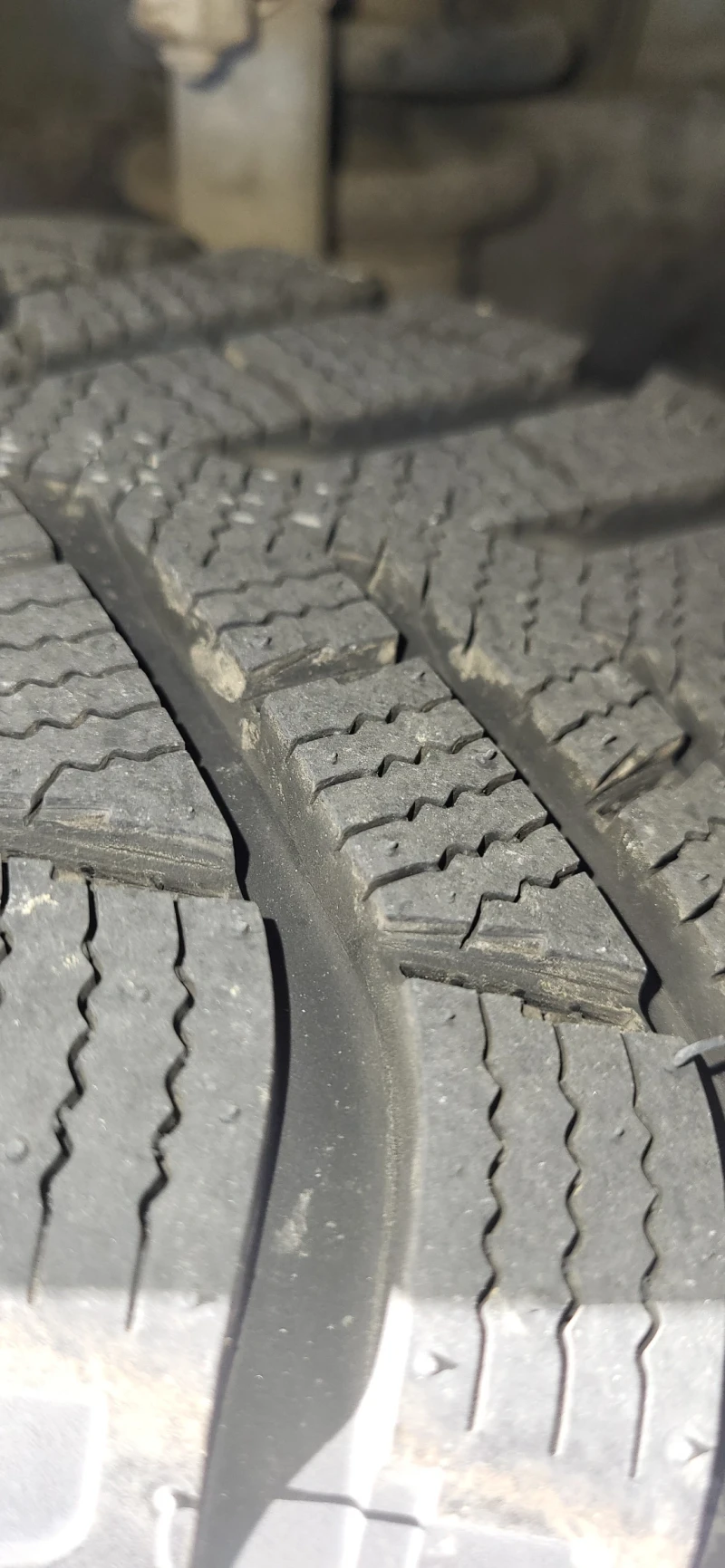 Mercedes-Benz E 280 4 matic Avangard Газ/Бензин, снимка 17 - Автомобили и джипове - 51961685