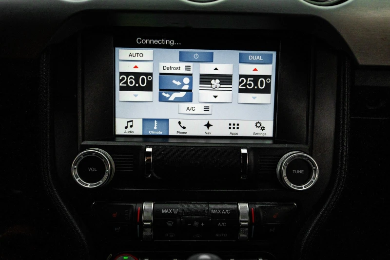 Ford Mustang 2.3 Ecoboost / Подгрев и Обдухване / Premium, снимка 12 - Автомобили и джипове - 52749579