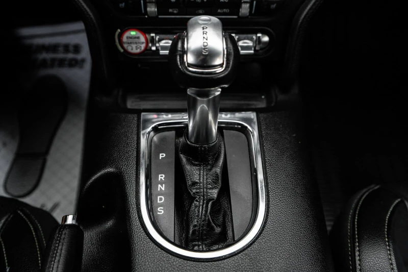 Ford Mustang 2.3 Ecoboost / Подгрев и Обдухване / Premium, снимка 14 - Автомобили и джипове - 52749579