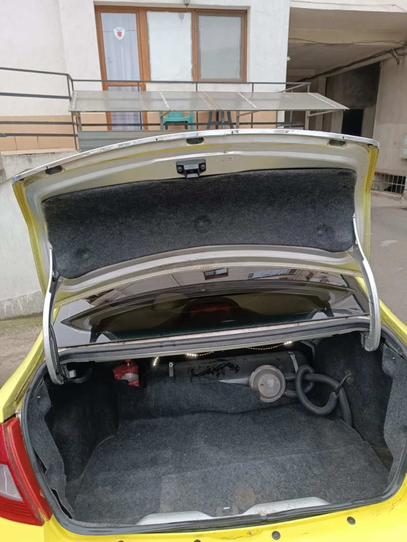 Renault Symbol Clio , снимка 2 - Автомобили и джипове - 52337157