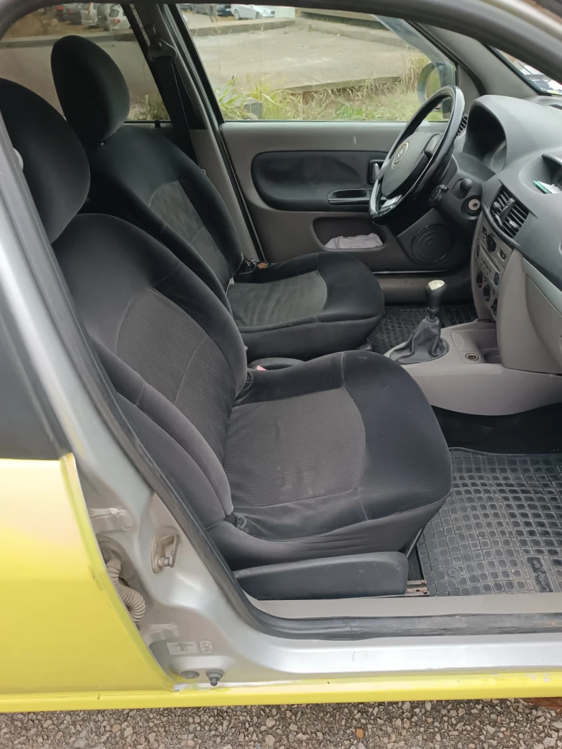 Renault Symbol Clio , снимка 9 - Автомобили и джипове - 52337157