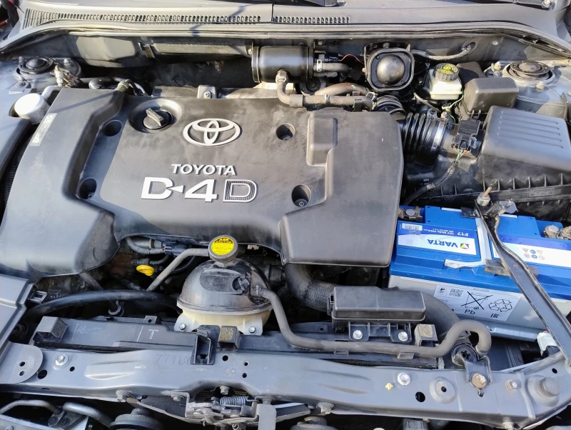 Toyota Avensis, снимка 11 - Автомобили и джипове - 52494128