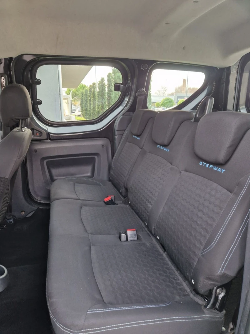 Dacia Dokker 1.5 / 90 к.с. STEPWAY, снимка 8 - Автомобили и джипове - 52645327