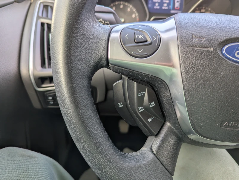 Ford Focus 1.6 / 93000 км., снимка 15 - Автомобили и джипове - 53023994