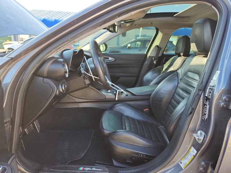 Alfa Romeo Giulia, снимка 7 - Автомобили и джипове - 53034578