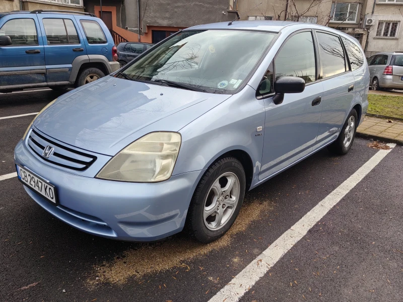Honda Stream 1.7 v-tec, снимка 7 - Автомобили и джипове - 53291024