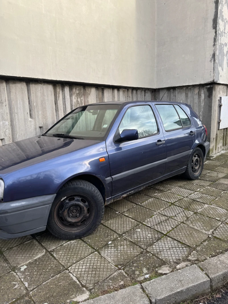 VW Golf, снимка 2 - Автомобили и джипове - 53294792